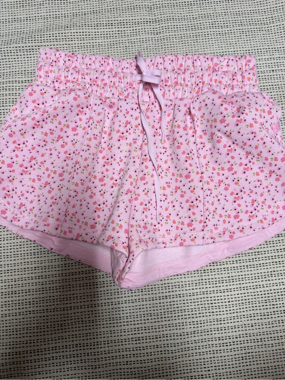 🎯50% OFF! Blogilates pink Floral Women's Drawstring Lounge Shorts